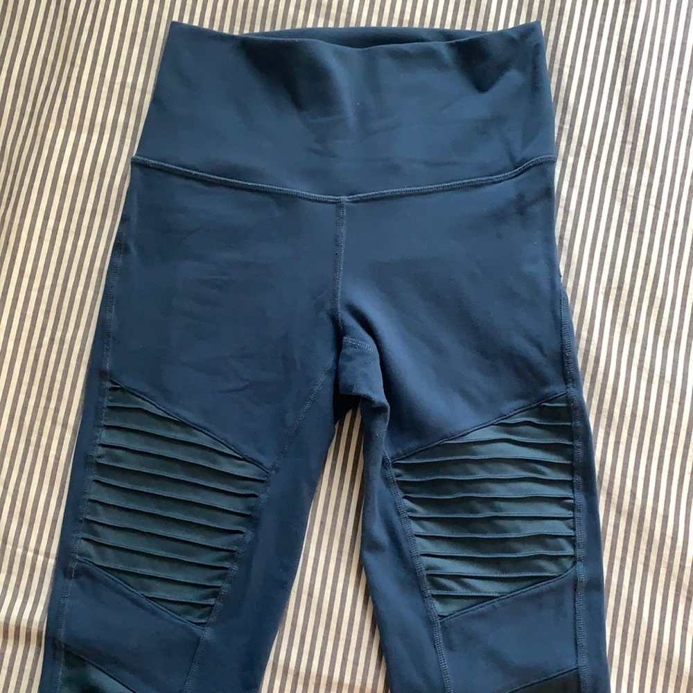 Alo Yoga leggings